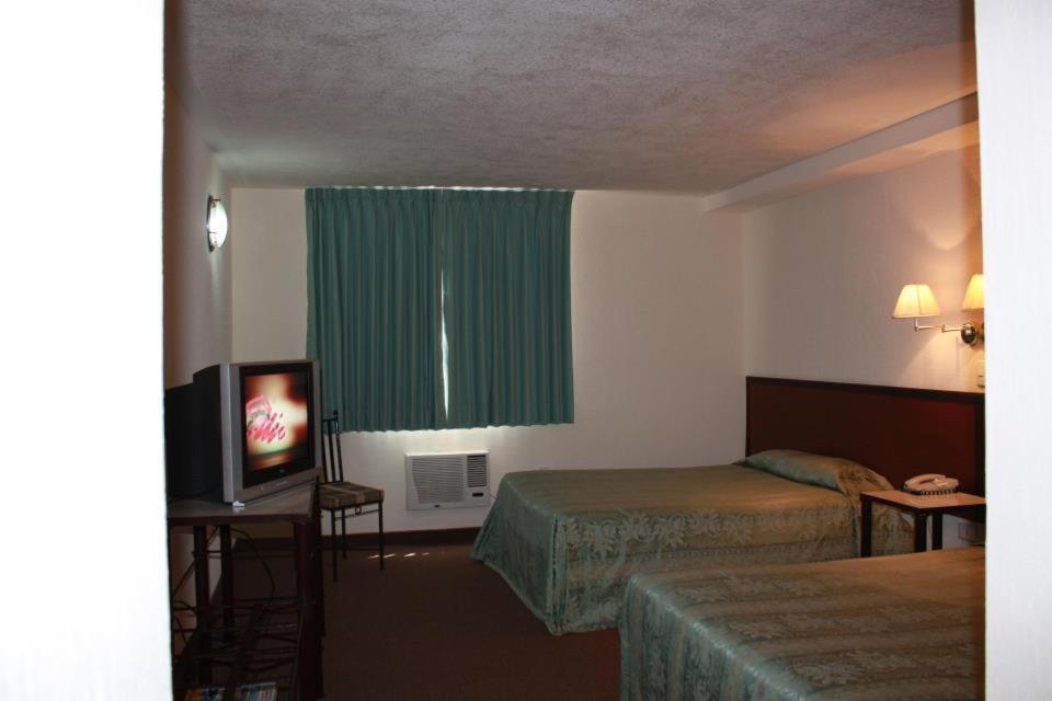 Comfort Inn Querétaro Szoba fotó